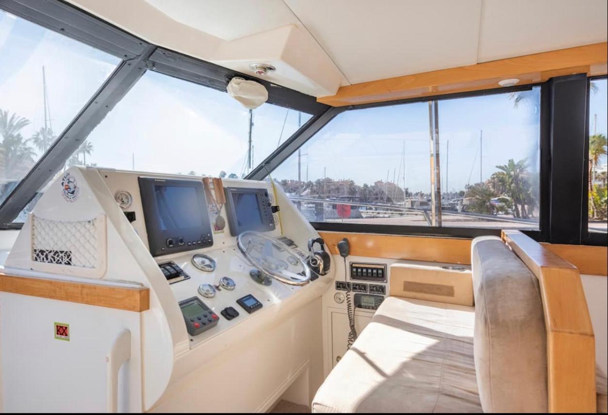 Barco Americano Sotogrande Torreguadiaro Dış mekan fotoğraf