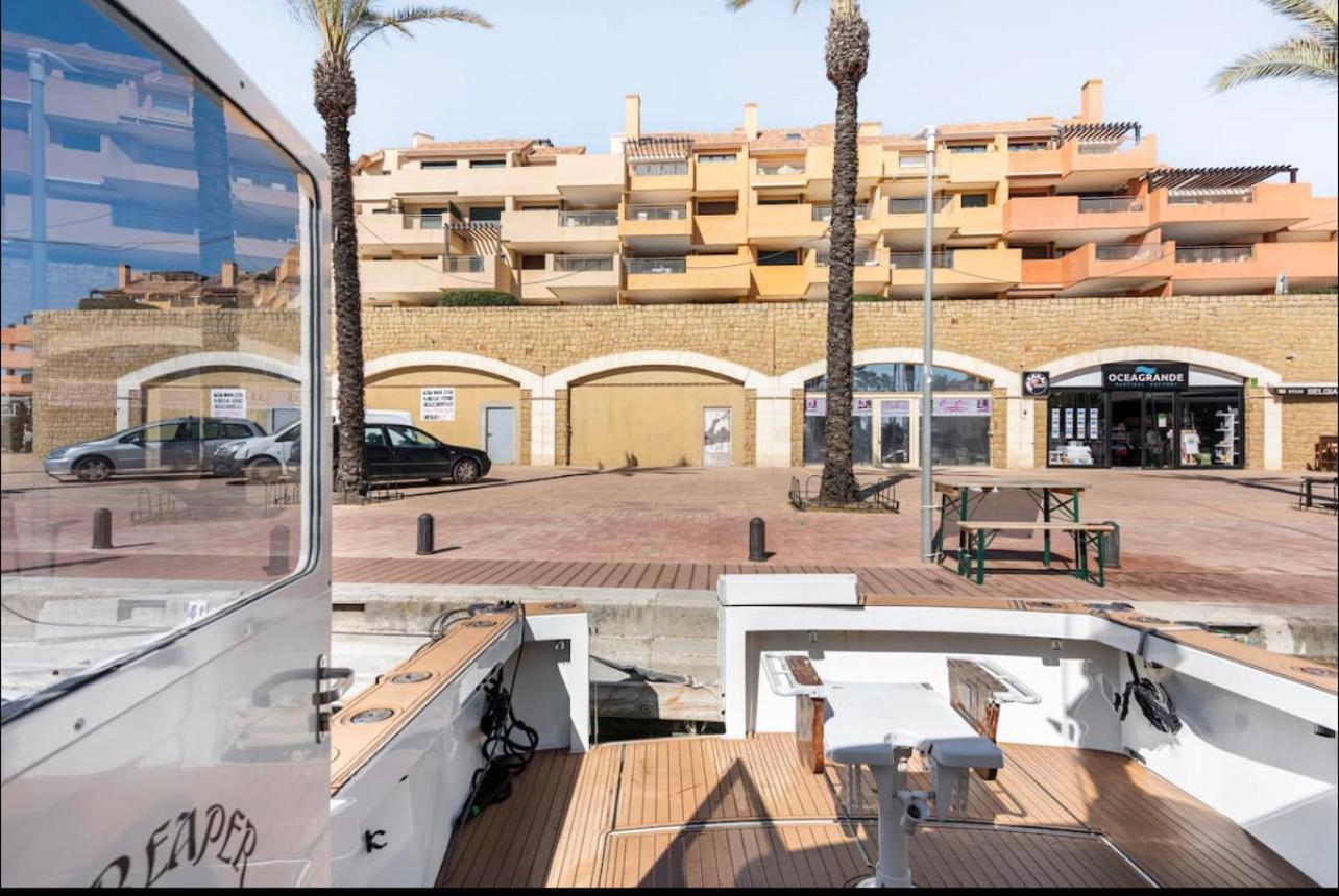Barco Americano Sotogrande Torreguadiaro Dış mekan fotoğraf