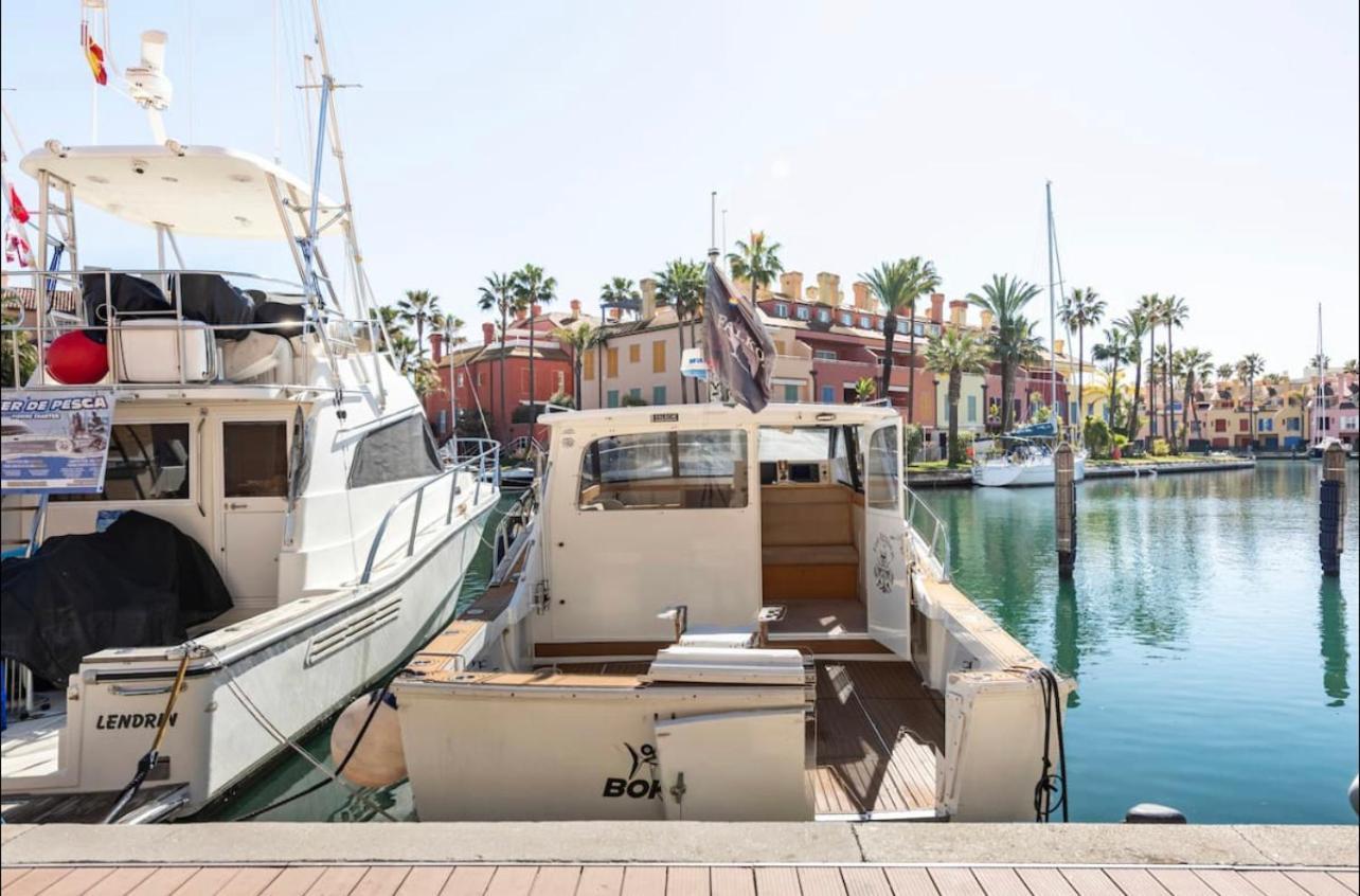 Barco Americano Sotogrande Torreguadiaro Dış mekan fotoğraf